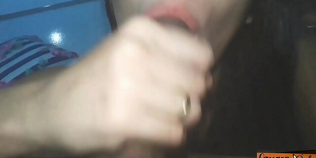 babes,blowjob,brunette,cum,cumshot,deepthroat,juicy,swallowed,