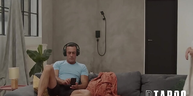 amateur,big ass,blowjob,hardcore,petite,pov,real,reality,shower,small tits,teen,