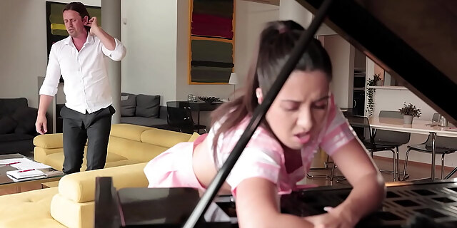 babes,black,cowgirl,doggystyle,exotic,maid,milf,pornstar,russian,sex,