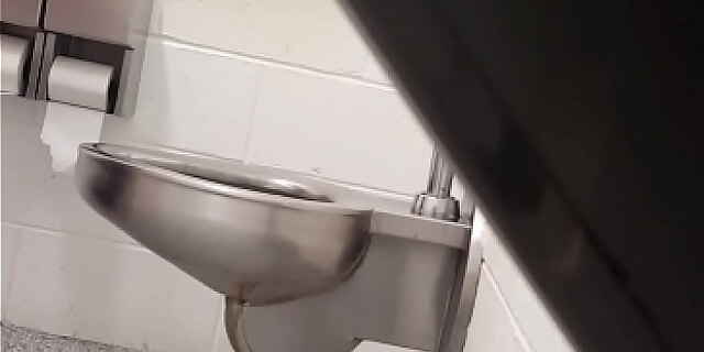 big ass,bukkake,cum,latina,pissing,spy,toilet,voyeur,webcam,