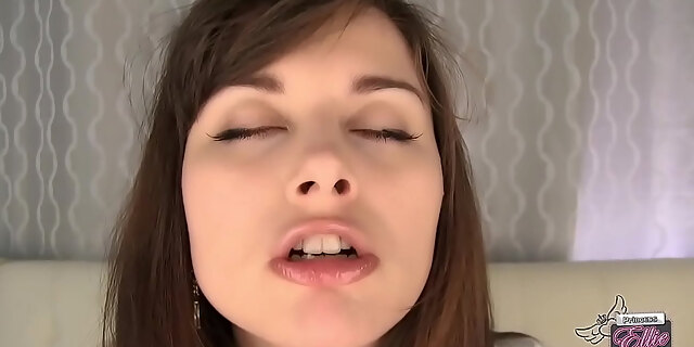 brunette,kissing,lipstick,pov,sensual,