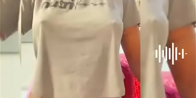 amateur,brunette,femdom,masturbation,natural tits,pussy,