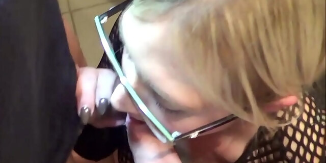 amateur,amateur threesome,bbw,bbw teen,big cock,big natural tits,boobs,curvy,german,glasses,homemade,real,saggy tits,teen,