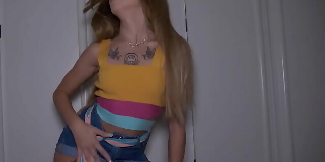 amateur,asian,ass,blowjob,couple,natural tits,pussy,reality,rough,teen,thai,