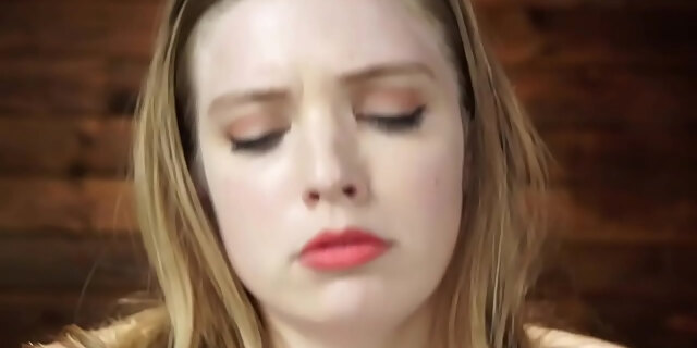 brunette,dildo,fetish,hairy,hardcore,kinky,masturbation,pussy,solo,squirting,vibrator,