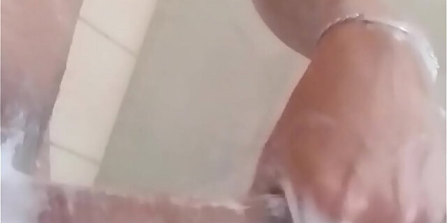 bus,juicy,shower,solo,