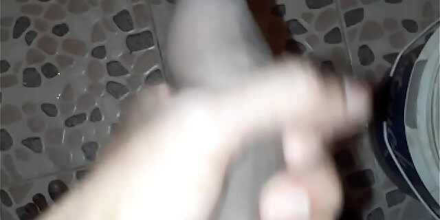 big cock,cumshot,handjob,indian,masturbation,solo,