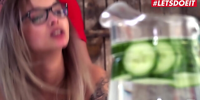 blonde,blowjob,cum in mouth,cumshot,european,german,hardcore,molten,office,oral,pornstar,secretary,uniform,