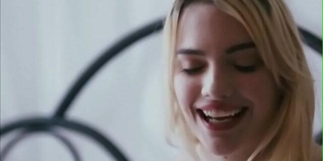 babes,blonde,kissing,lesbian,licking,orgasm,pussy,wet pussy,