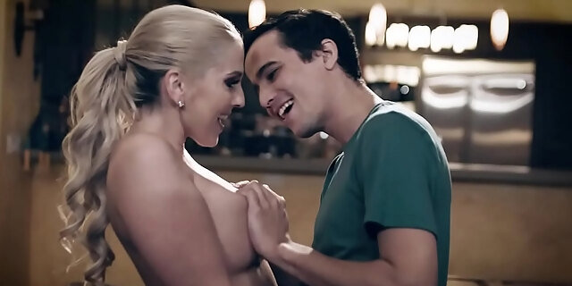 blonde,deepthroat,group,joi,milf,threesome,