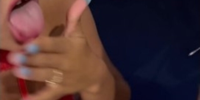 amateur,babes,blowjob,brunette,cumshot,french,teen,