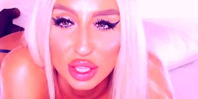 blonde,milf,solo,toys,