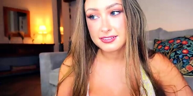 babes,brunette,softcore,solo,webcam,