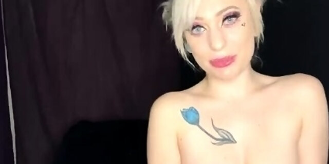 amateur,blonde,boobs,brunette,lingerie,masturbation,solo,toys,webcam,