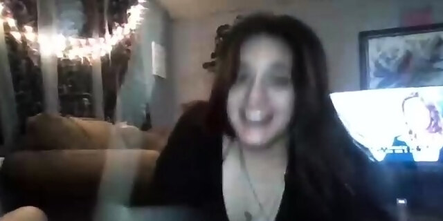 amateur,blowjob,brunette,doggystyle,hardcore,threesome,webcam,