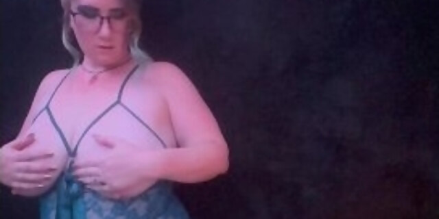 amateur,bbw,big ass,big tits,boobs,curvy,fetish,massage,massive tits,milf,solo,