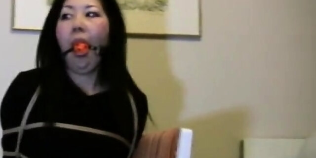 ass,blowjob,brunette,close up,cumshot,hardcore,milf,