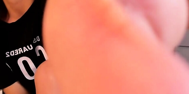 feet,fetish,flexible,foot fetish,masturbation,softcore,solo,webcam,