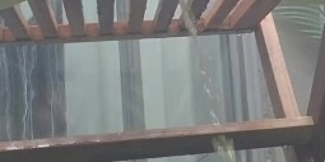 amateur,outdoor,pissing,public,solo,