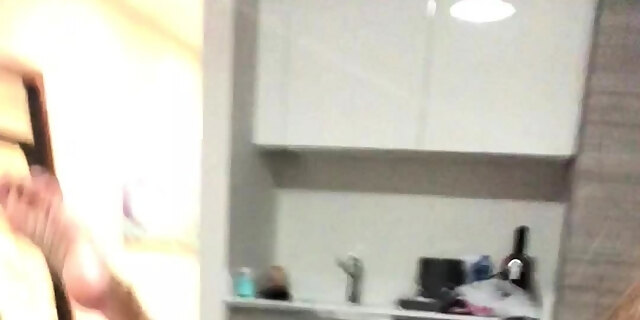 amateur,anal,brunette,masturbation,softcore,solo,