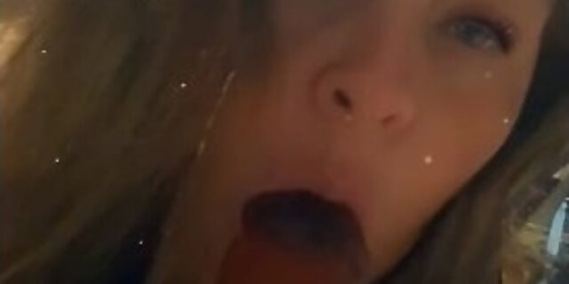 amateur,bbw,blowjob,milf,solo,toys,