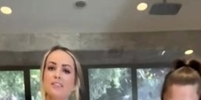 amateur,babes,big tits,blonde,boobs,lesbian,softcore,