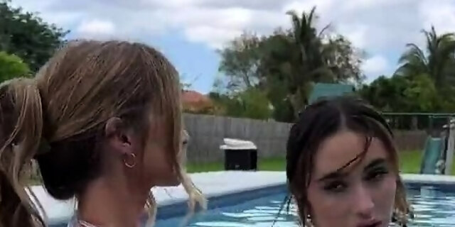 amateur,babes,blonde,boobs,brunette,lesbian,outdoor,softcore,