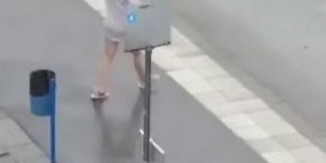 amateur,bus,dancing,