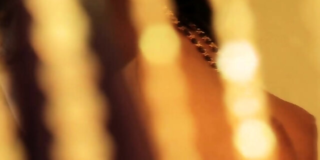 amateur,beauty,boobs,brunette,hd,indian,milf,solo,