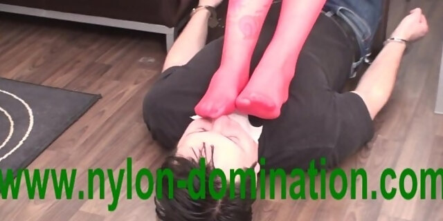 amateur,blowjob,domination,feet,foot fetish,hardcore,licking,nylon,red,tattooed,