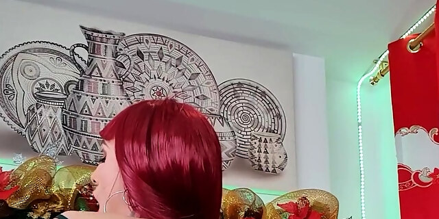 ass,masturbation,redhead,softcore,solo,toys,webcam,