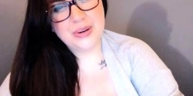 amateur,bbw,boobs,solo,toys,webcam,