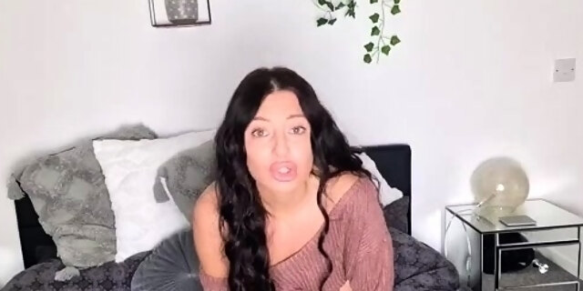 brunette,masturbation,sex,sister,small tits,softcore,solo,tattooed,webcam,