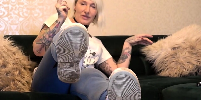 amateur,blonde,erotic,fetish,foot fetish,hd,kinky,milf,