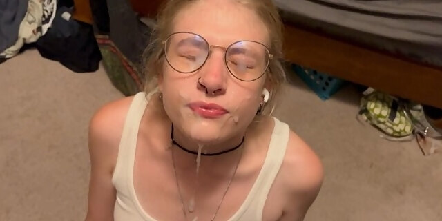 amateur,babes,big ass,blowjob,cum in mouth,cumshot,deepthroat,extreme,gagging,hardcore,rough,teen,teen slut,