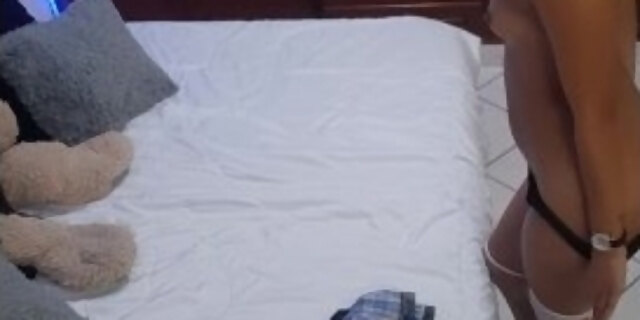 amateur,babes,brunette,cuckold,fetish,fingering,latina,licking,pussy,reality,solo,teen,webcam,