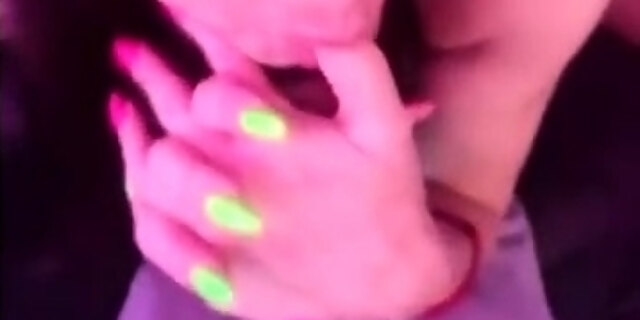 amateur,brunette,masturbation,solo,toys,webcam,