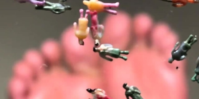 amateur,femdom,fetish,foot fetish,tiny,