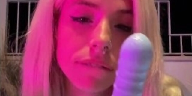 amateur,babes,blonde,blowjob,dildo,homemade,jacuzzi,molten,sex,small tits,solo,spanish,tattooed,teen,toys,