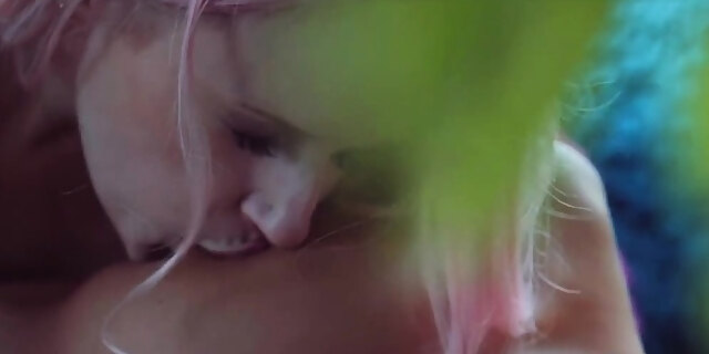 brunette,european,hd,lesbian,