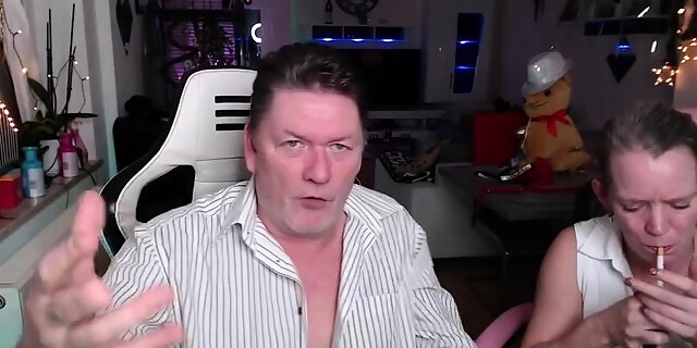 amateur,brunette,sex,slapping,webcam,