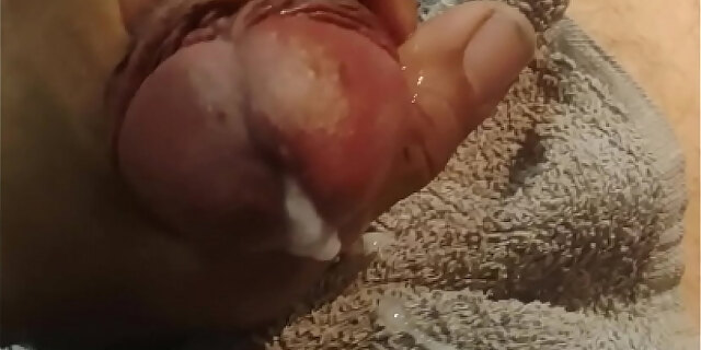 cumshot,masturbation,solo,