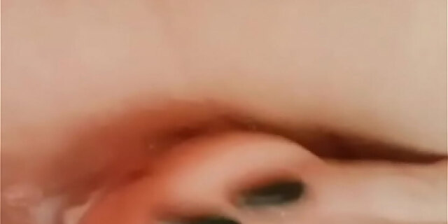 amateur,dildo,masturbation,