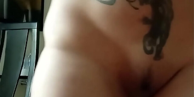 big tits,boobs,femdom,lingerie,milf,pussy,webcam,