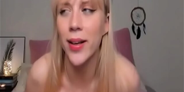 babes,blonde,dildo,solo,webcam,