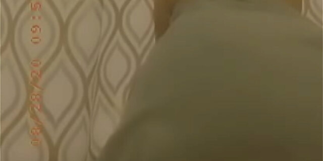 bathroom,friend,twerk,