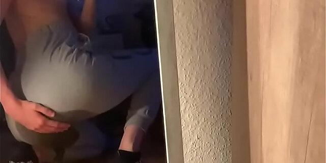 boobs,femdom,kinky,naughty,pissing,pussy,