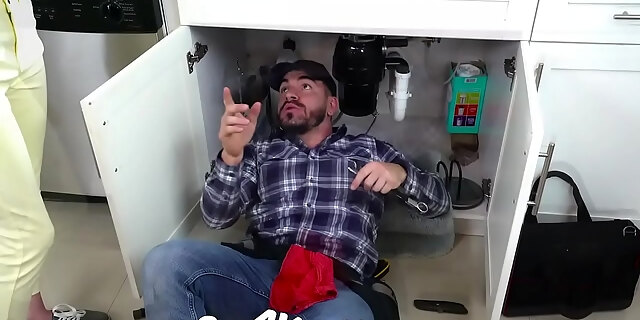 big cock,blowjob,brunette,creampie,cum,hardcore,oral,petite,small tits,